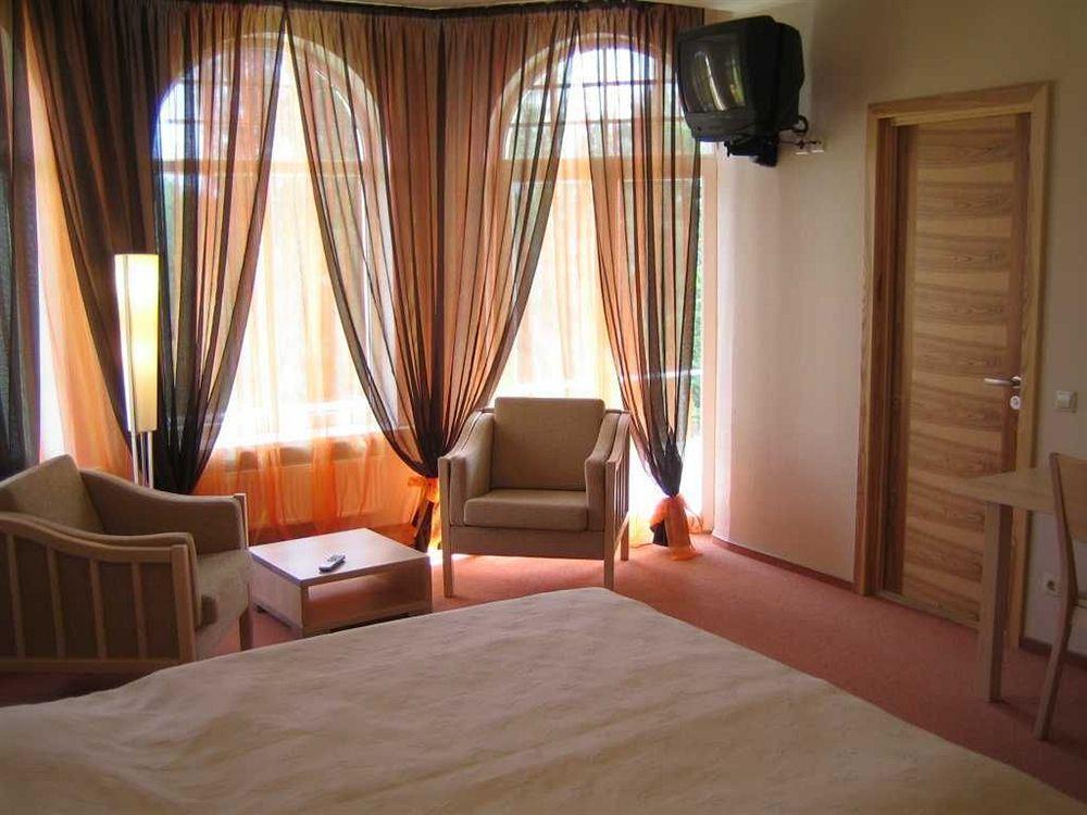 Spa Hotel Ezeri Сигулда Экстерьер фото